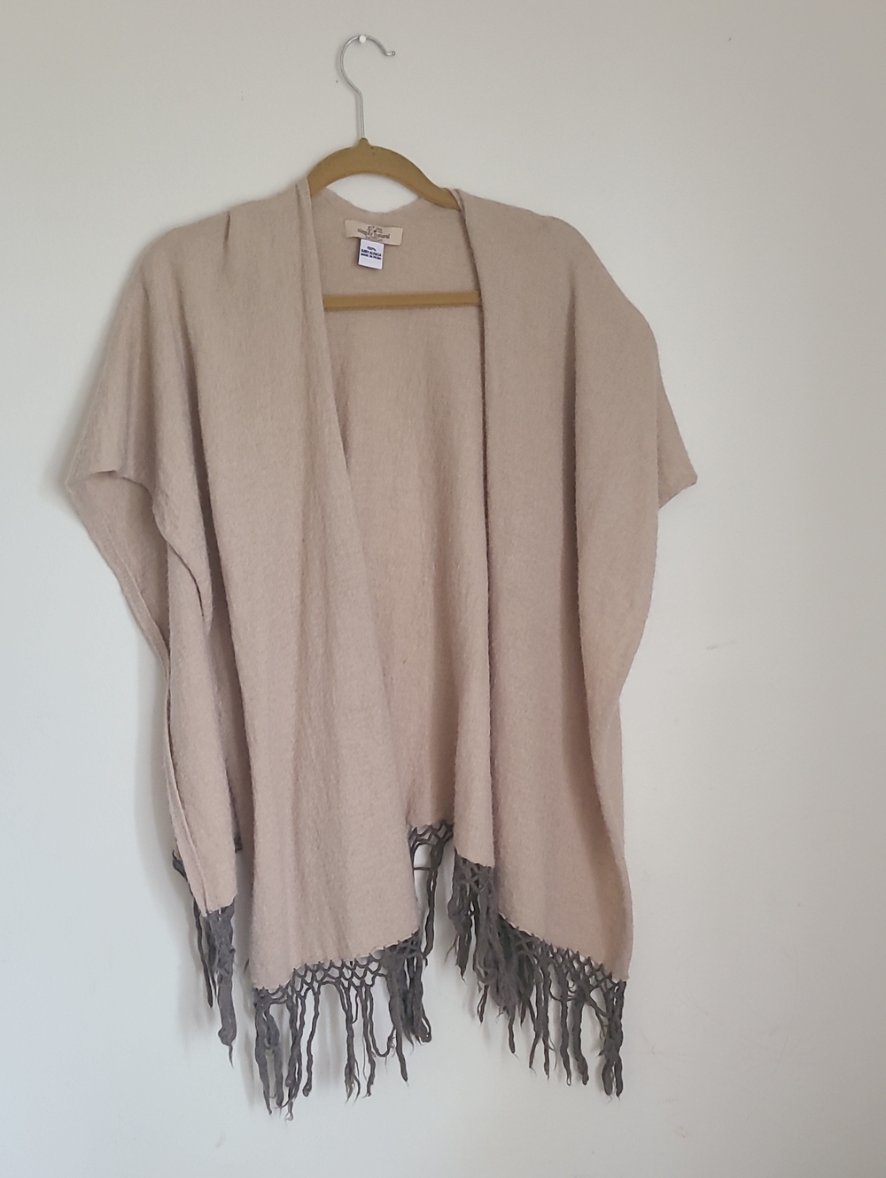 Light Beige 100% Baby Alpaca Fringe Open-Front Women's Poncho